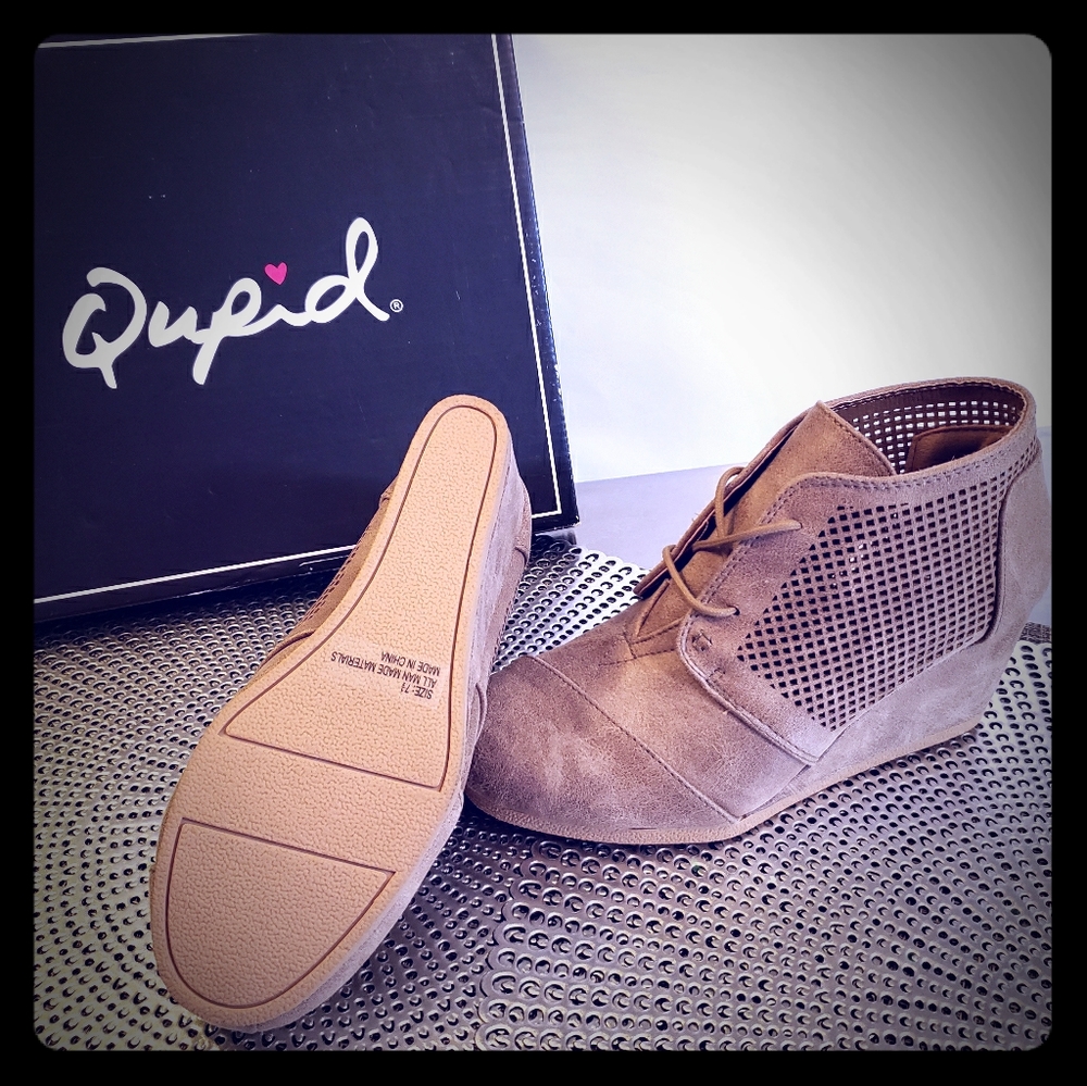Qupid Booties